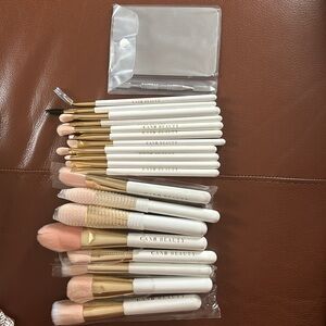 Can B Beauty white & gold pro makeup brush set of 19 + pallette, spatula & case
